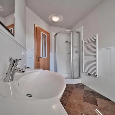 Πανσιόν Berggasthof Baernstatt 3*