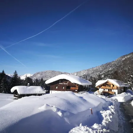 Πανσιόν Berggasthof Baernstatt 3*